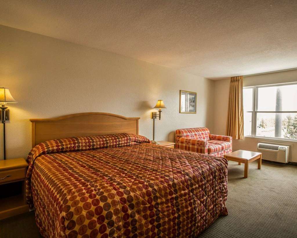 Rodeway Inn & Suites Near Outlet Mall - אשוויל חדר תמונה
